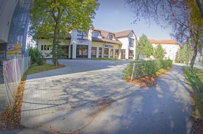 Parkovisko zo zámkovej dlažby 06